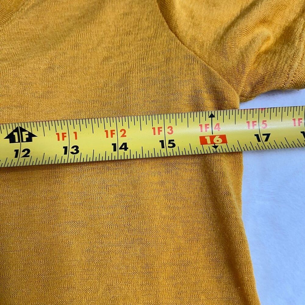 Athleta Golden Yellow V Neck Short Sleeve Tee XS Women - Picture 8 of 8